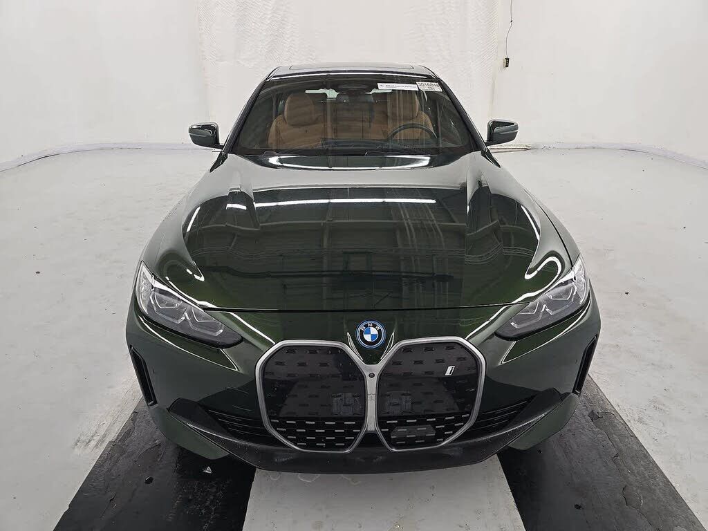 2024 BMW i4