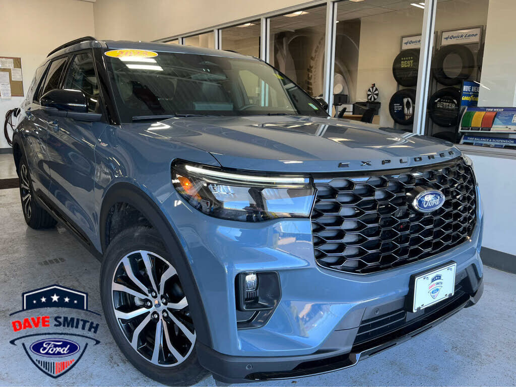 2025 FORD Explorer