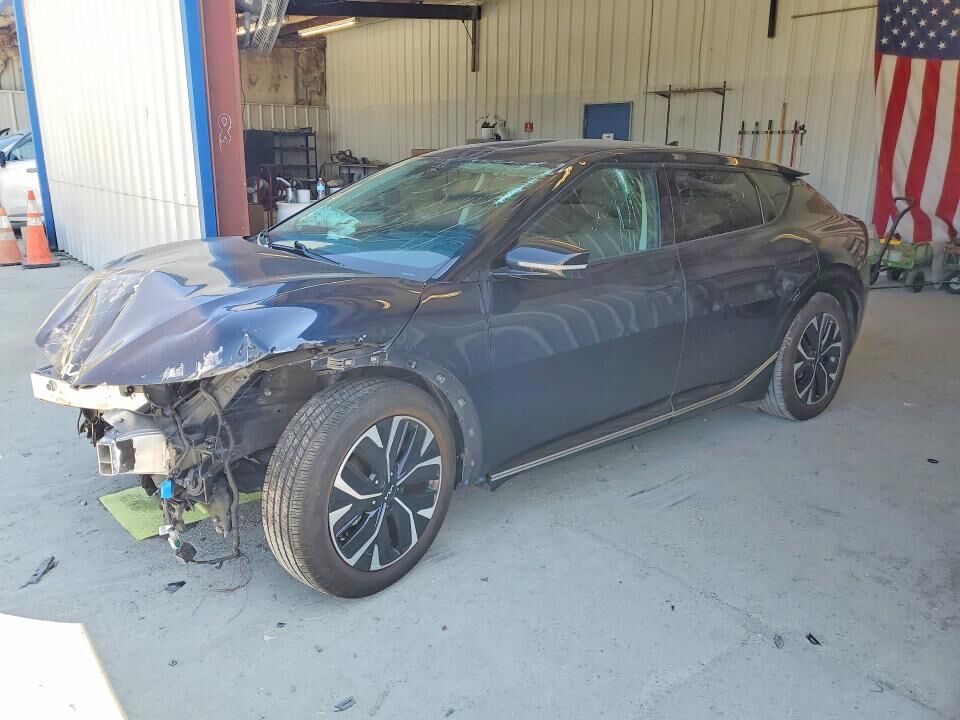 2023 KIA EV6