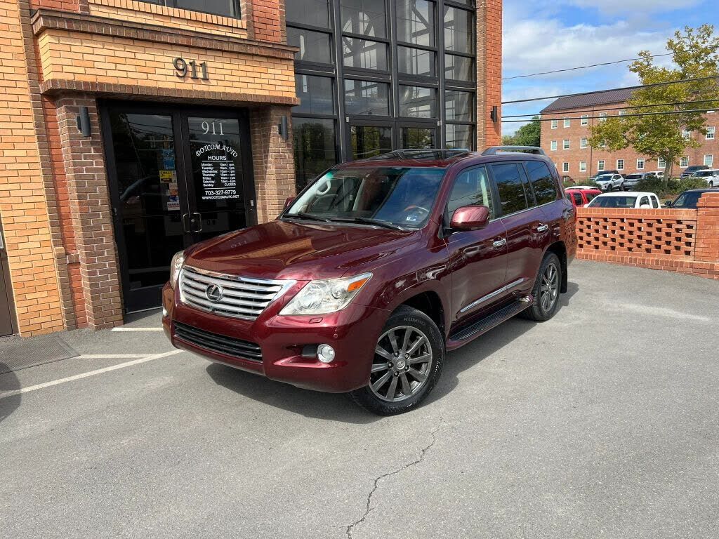 2011 LEXUS LX