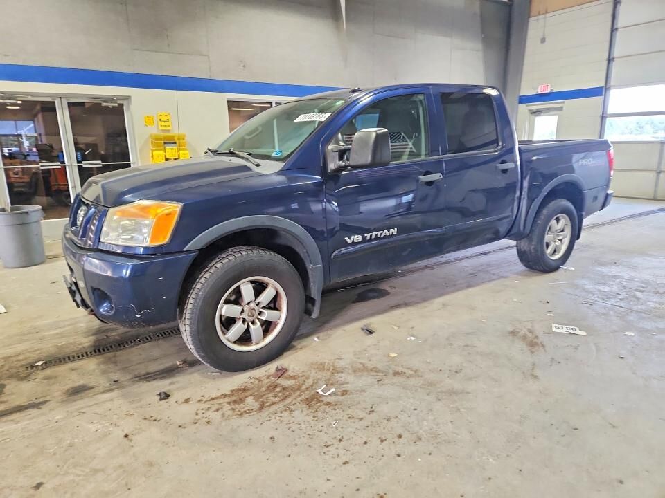2012 NISSAN Titan