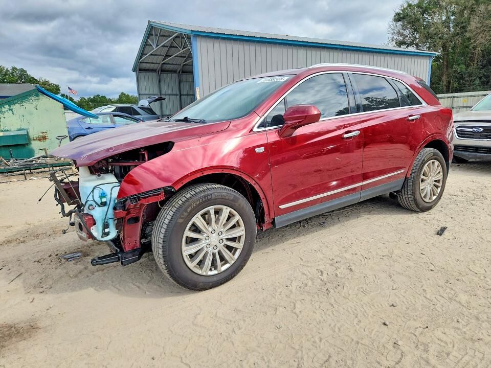 2017 CADILLAC XT5
