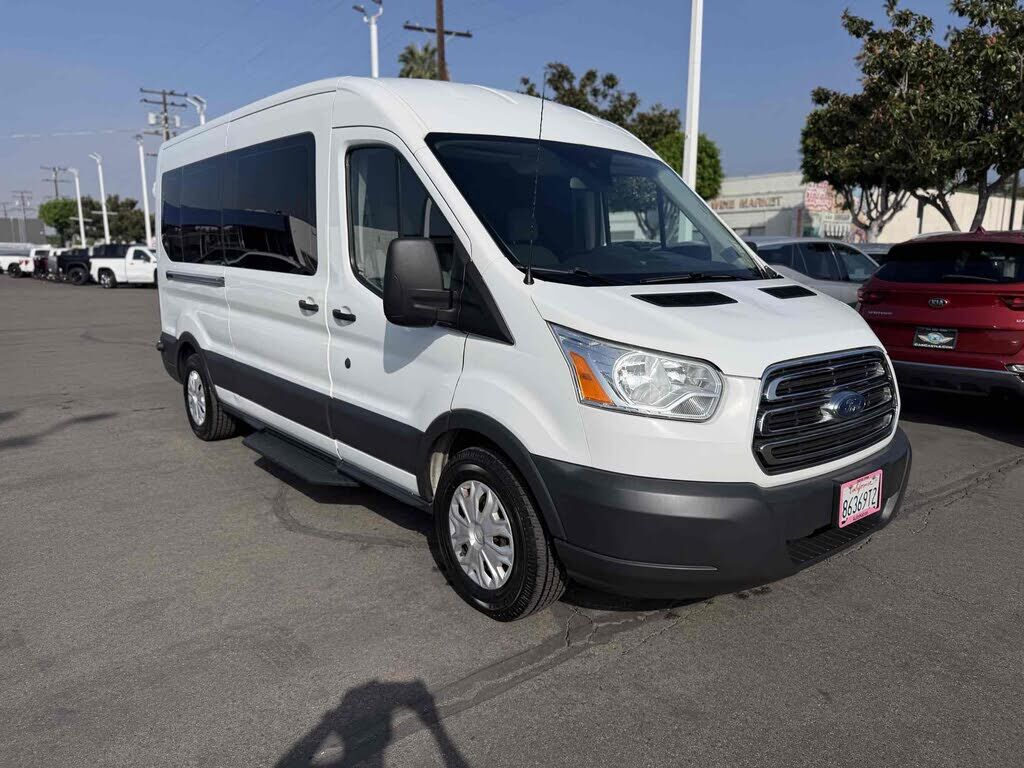 2017 FORD Transit