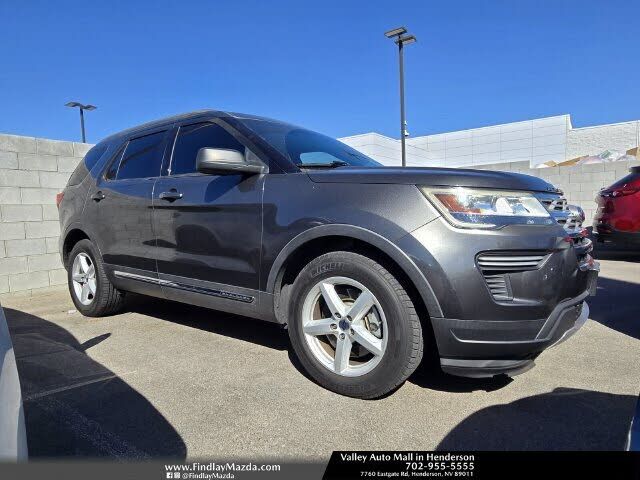 2018 FORD Explorer