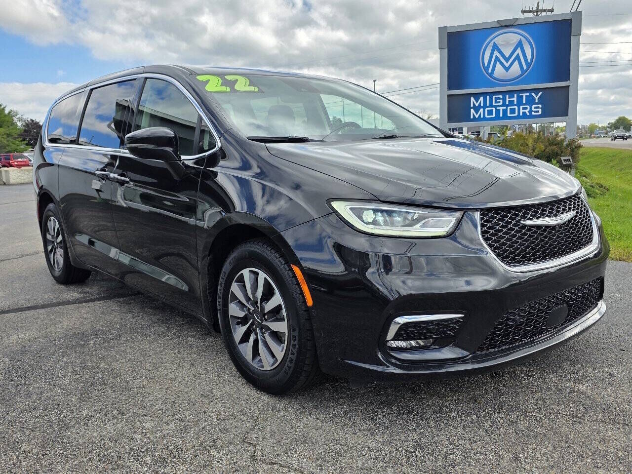 2022 CHRYSLER Pacifica