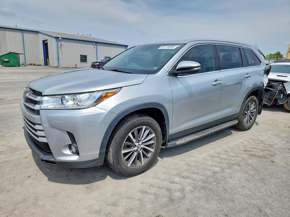 2019 TOYOTA Highlander
