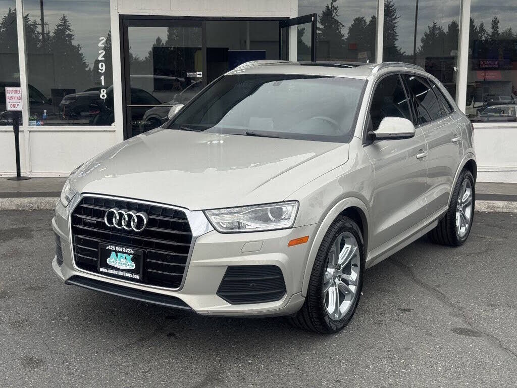 2016 AUDI Q3