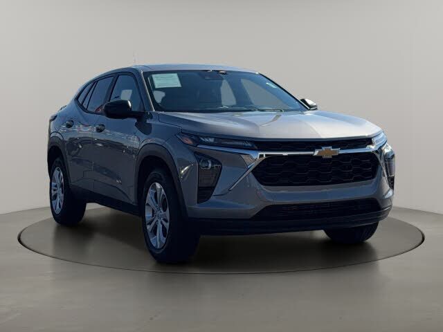 2026 CHEVROLET Trax
