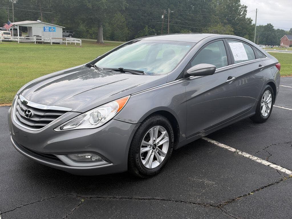 2013 HYUNDAI Sonata