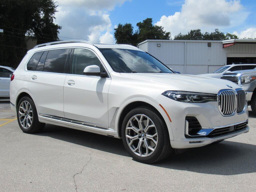 2022 BMW X7