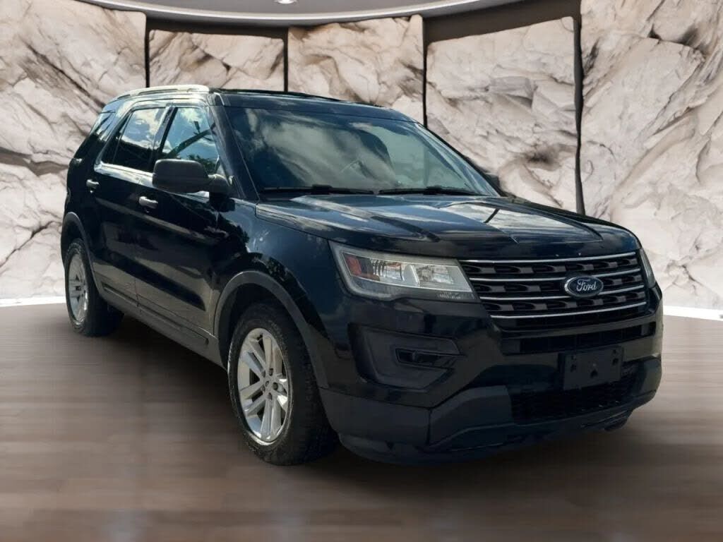 2017 FORD Explorer