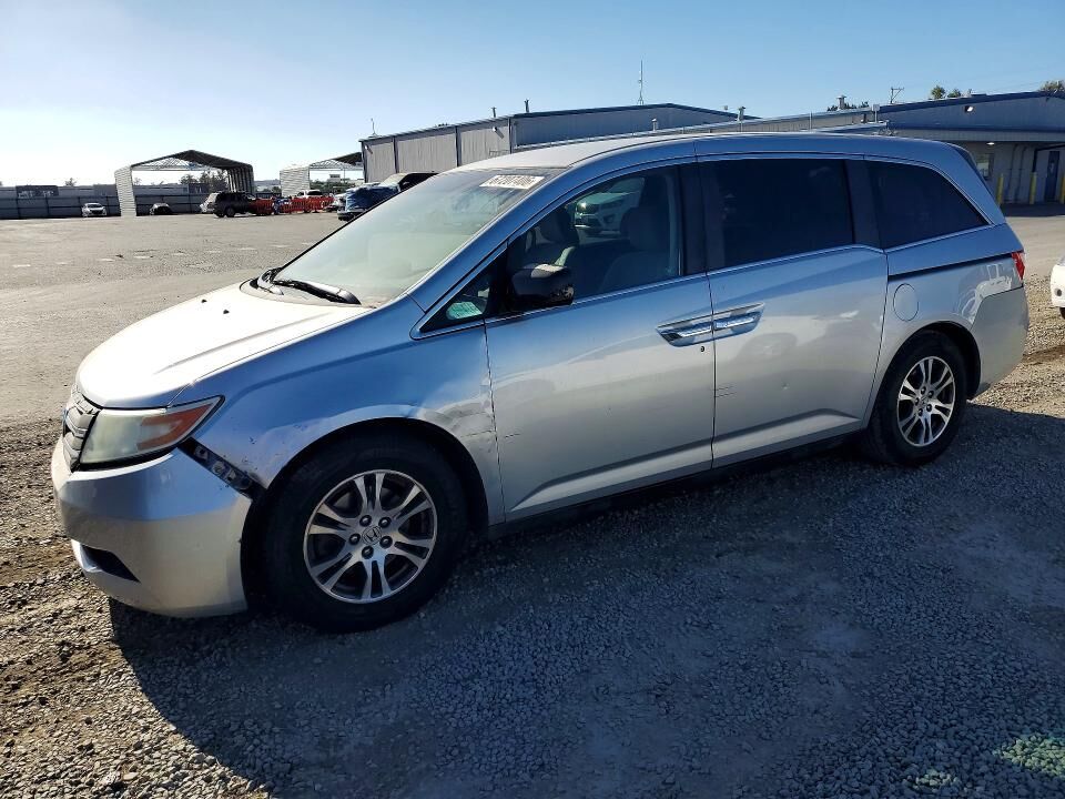 2012 HONDA Odyssey
