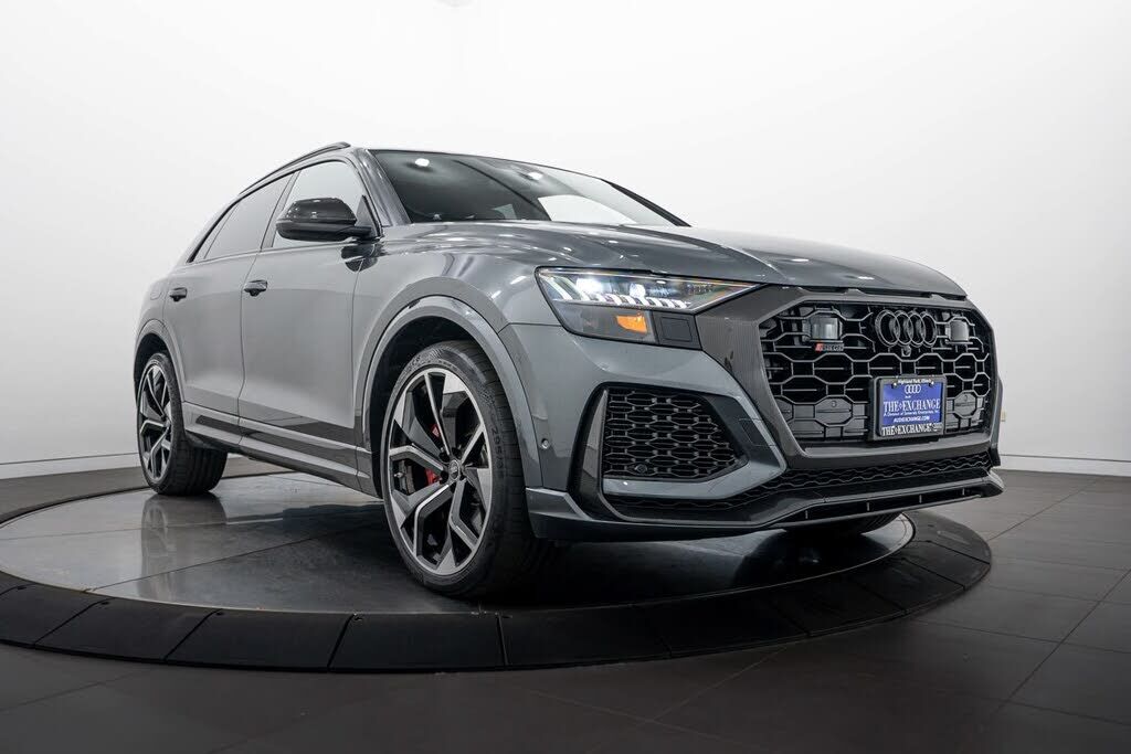 2021 AUDI RS Q8