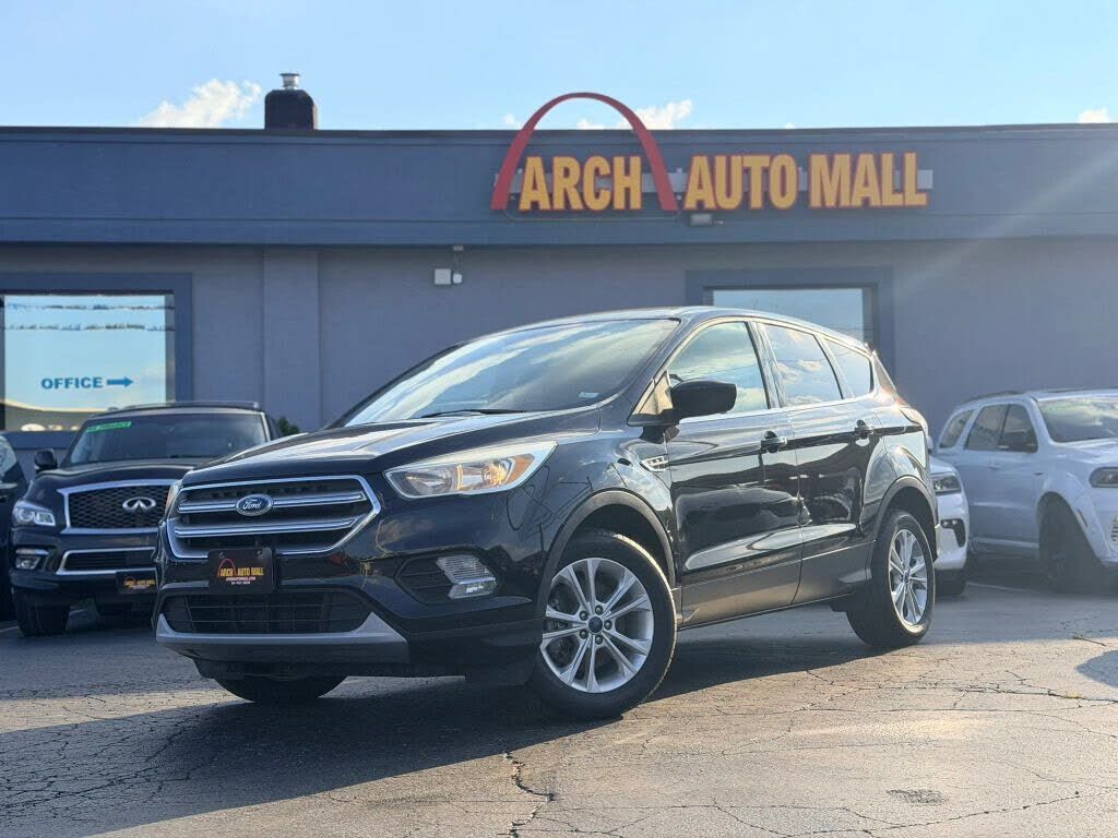 2017 FORD Escape