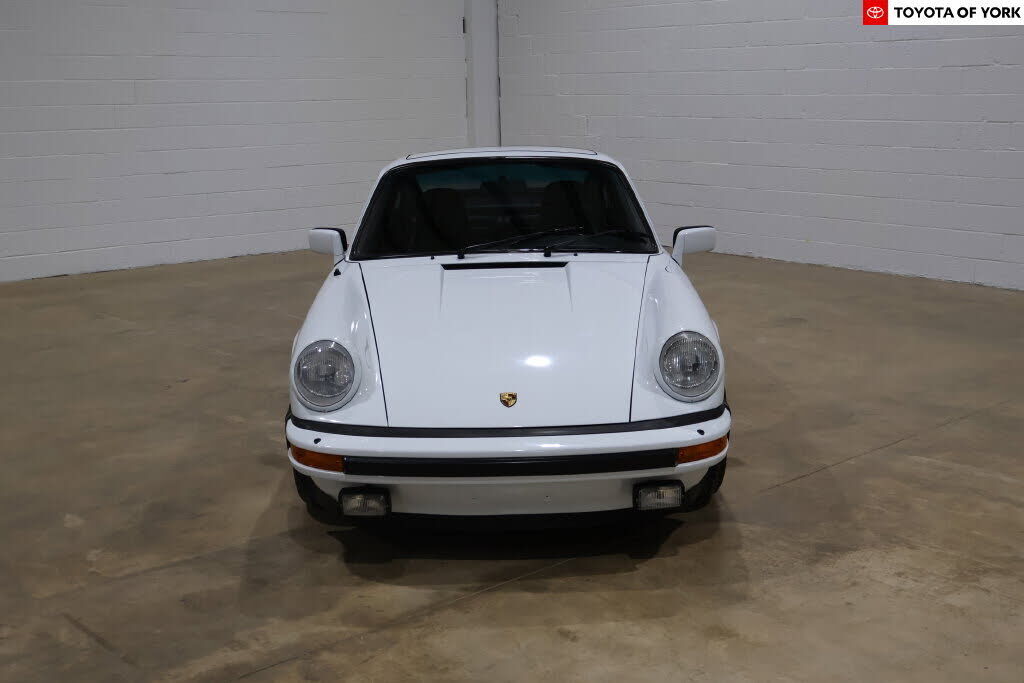 1983 PORSCHE 911