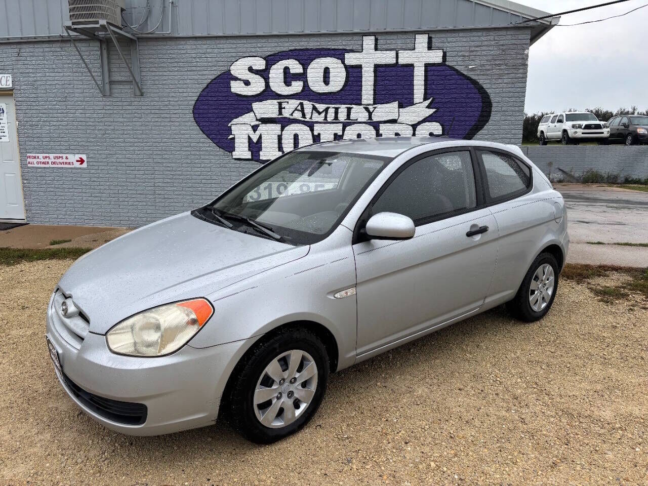 2010 HYUNDAI Accent