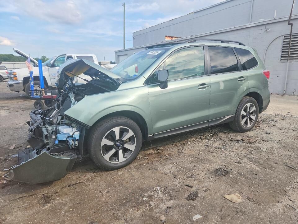 2018 SUBARU Forester