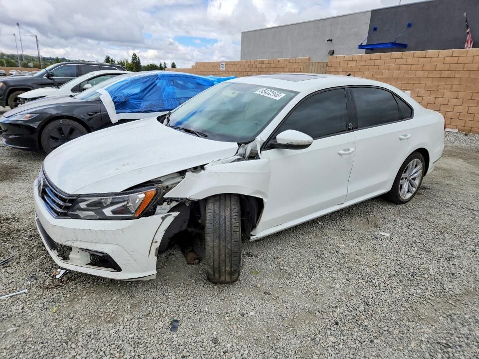 2019 VOLKSWAGEN Passat
