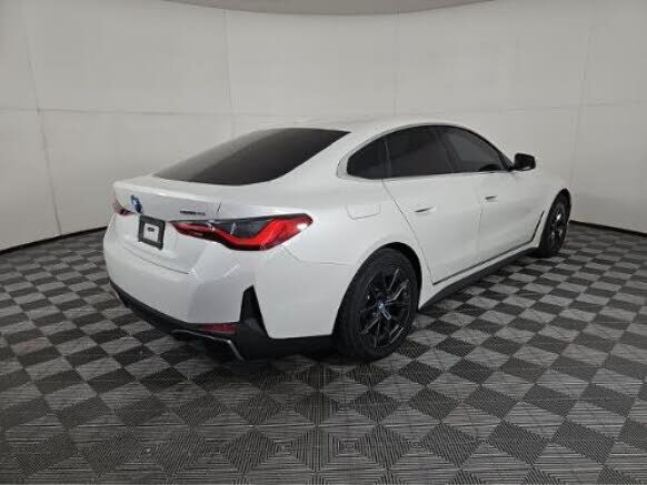 2025 BMW i4