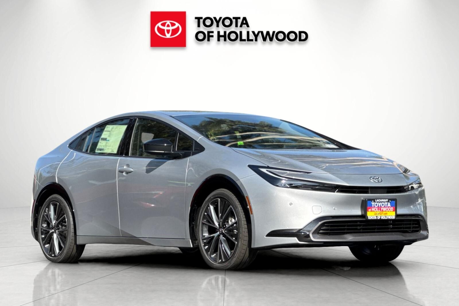 2027 TOYOTA PRIUS