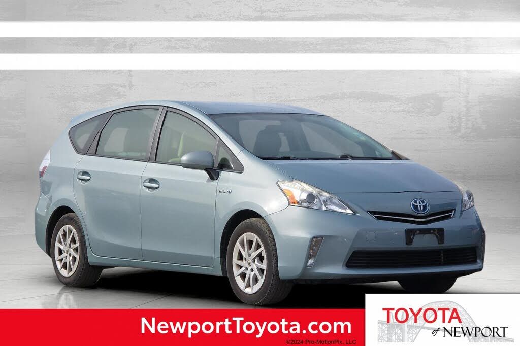 2014 TOYOTA Prius