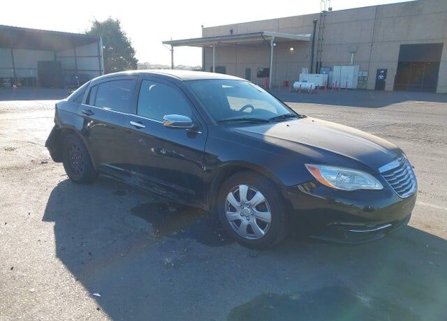 2014 CHRYSLER 200