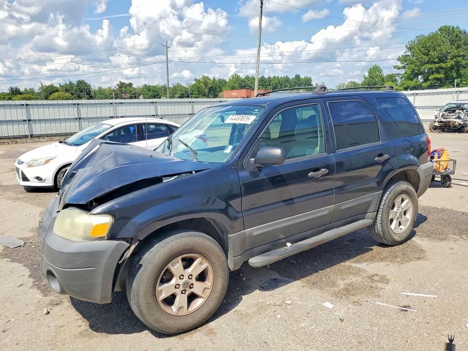 2005 FORD Escape