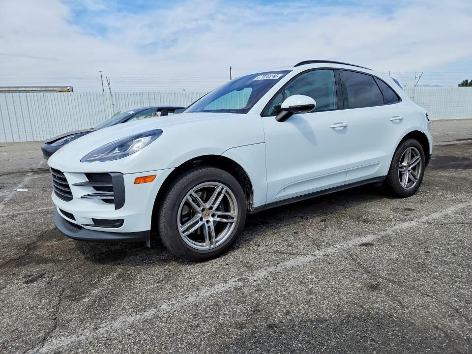 2020 PORSCHE Macan