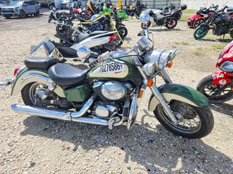 1999 HONDA VT750