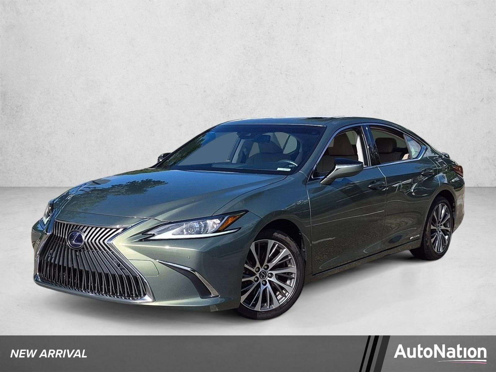 2019 LEXUS ES