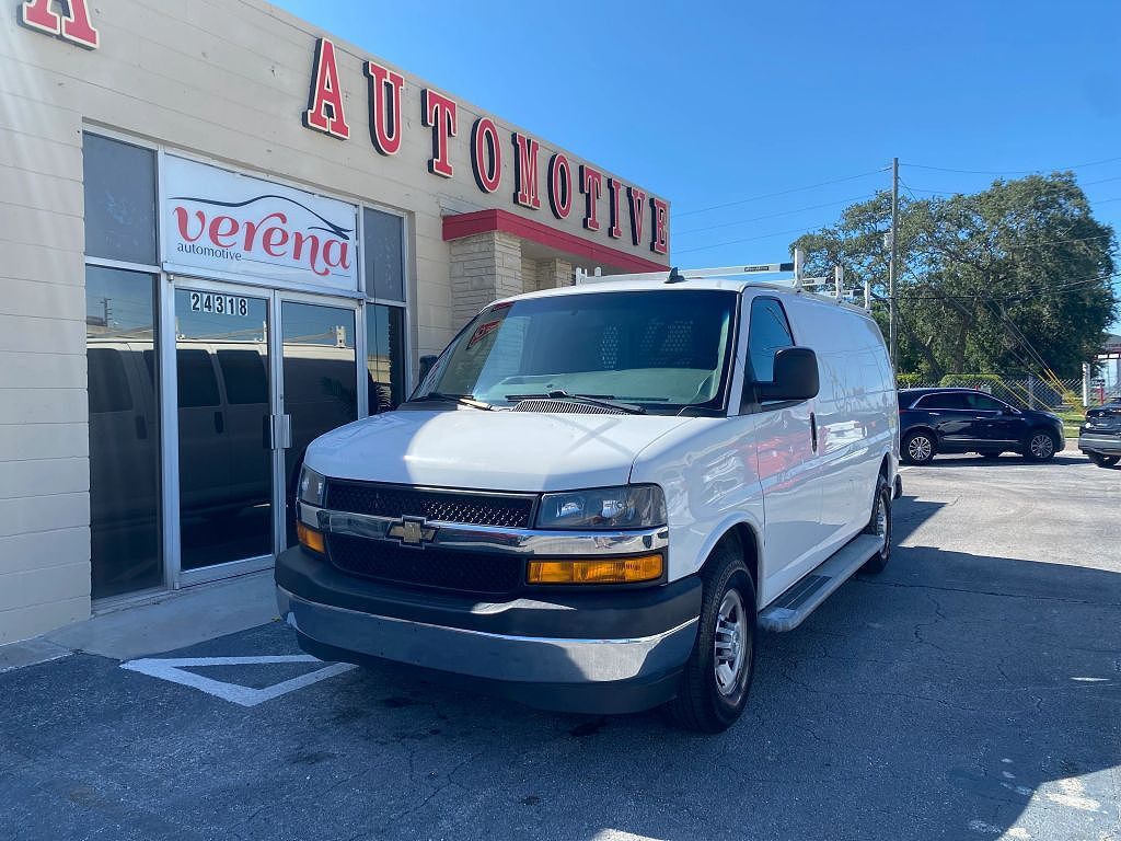 2020 CHEVROLET Express