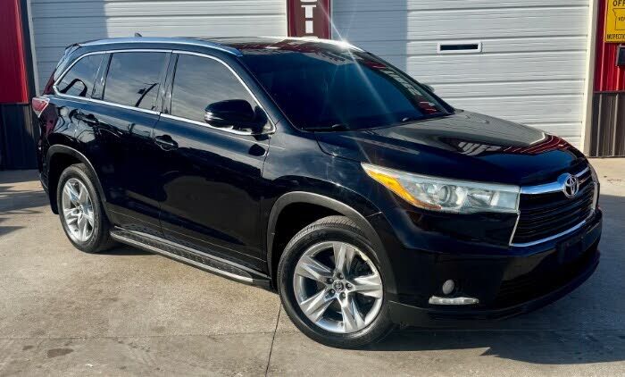 2016 TOYOTA Highlander