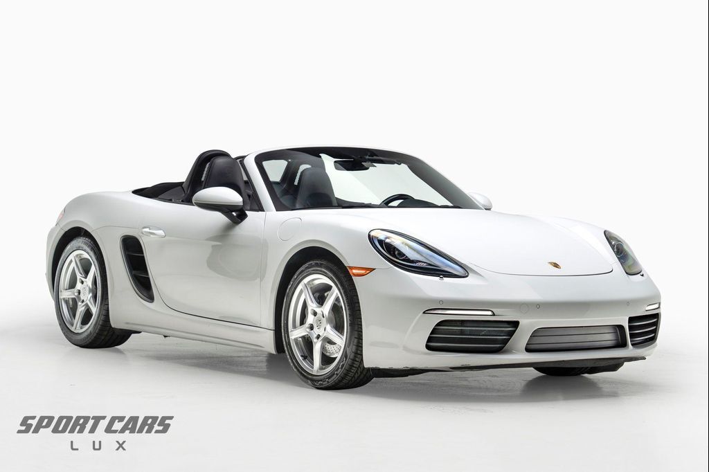 2022 PORSCHE 718