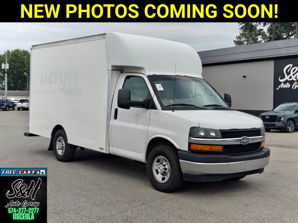 2022 CHEVROLET Express