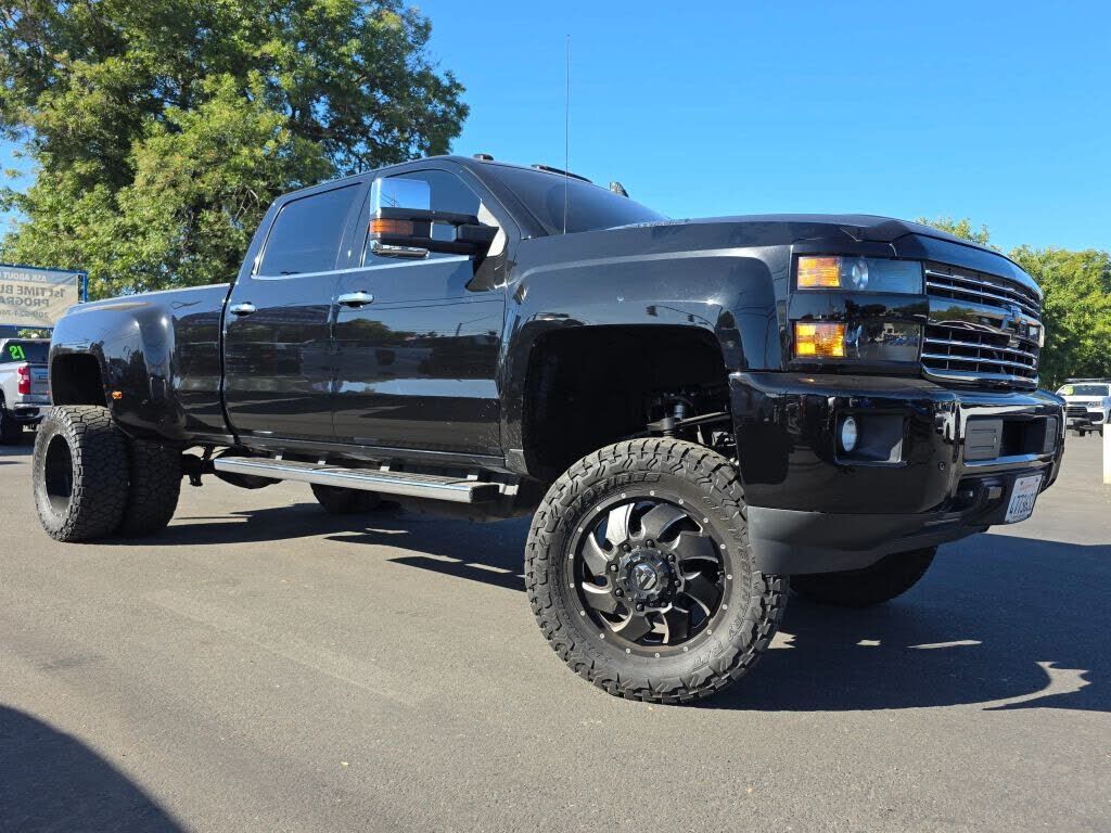 2017 CHEVROLET Silverado