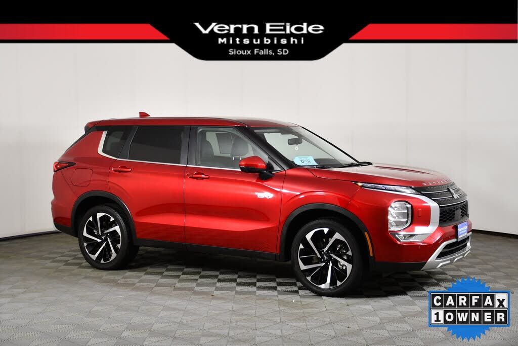 2025 MITSUBISHI Outlander