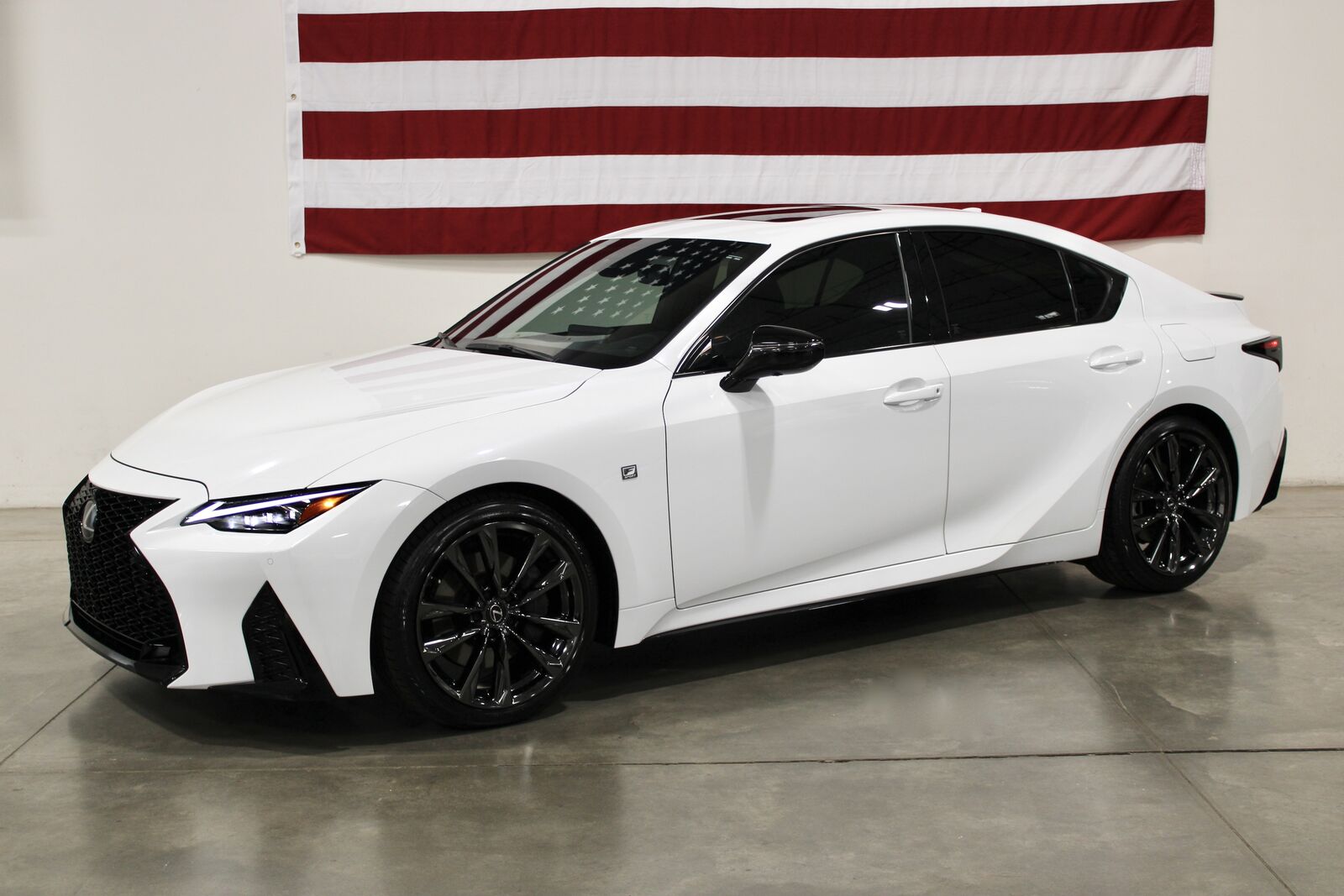 2025 LEXUS IS