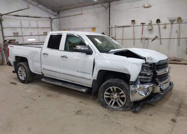 2017 CHEVROLET Silverado