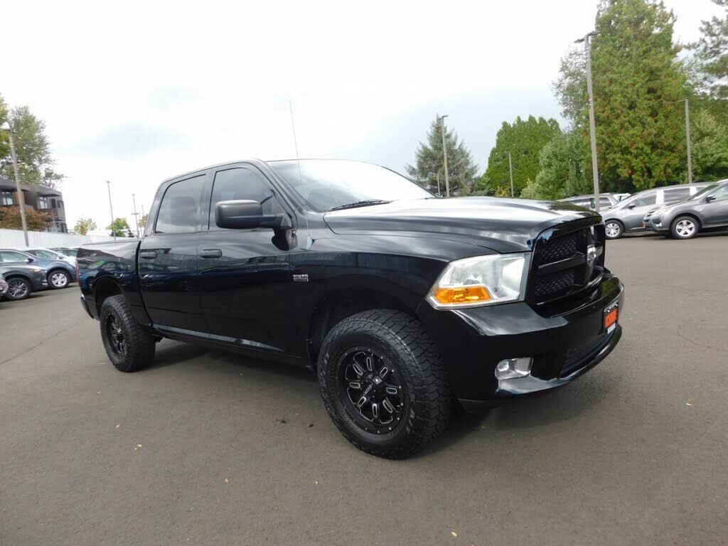 2012 DODGE Ram