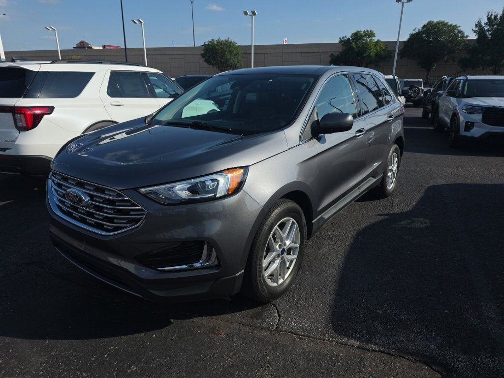 2022 FORD Edge