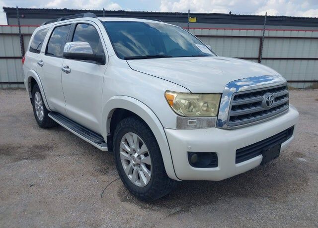 2012 TOYOTA Sequoia