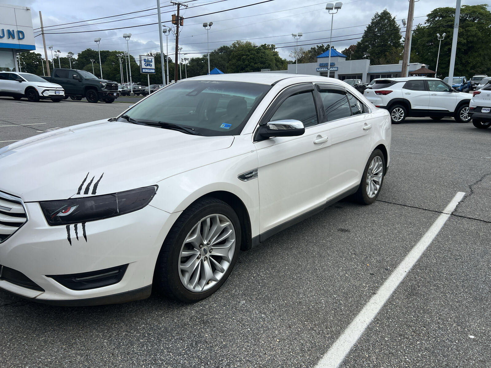 2017 FORD Taurus