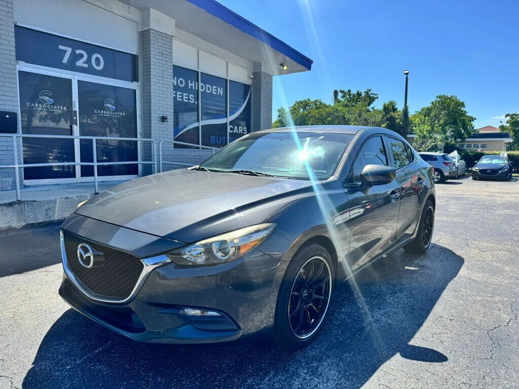 2017 MAZDA Mazda3