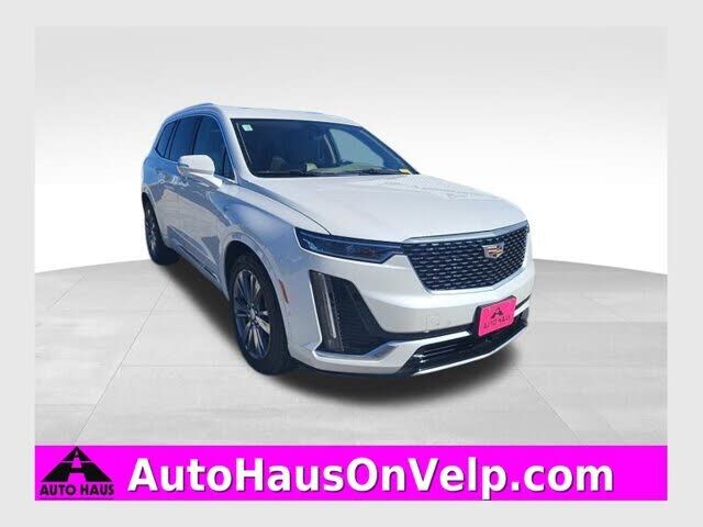 2020 CADILLAC XT6
