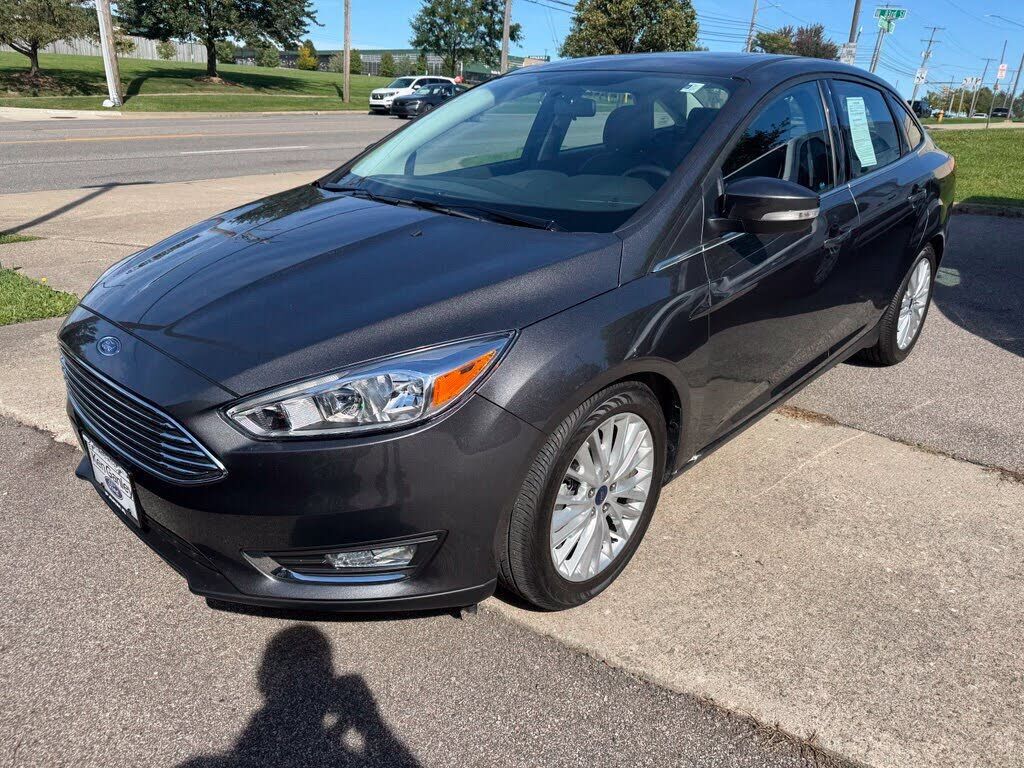 2016 FORD Focus