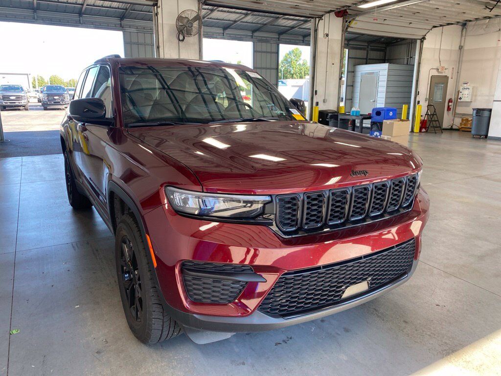 2025 JEEP Grand Cherokee