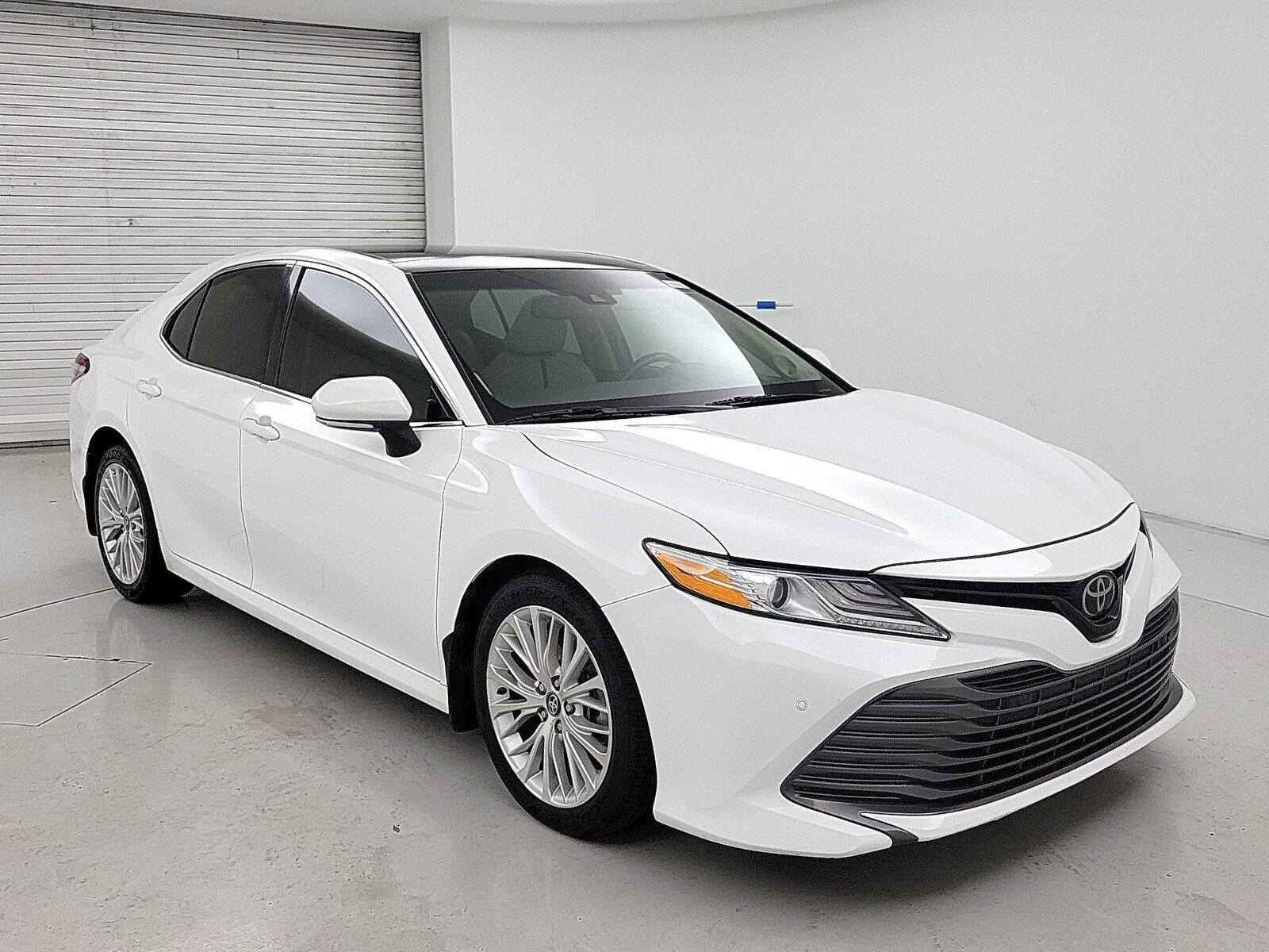 2018 TOYOTA Camry
