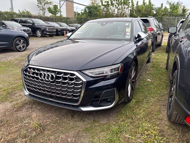 2023 AUDI S8