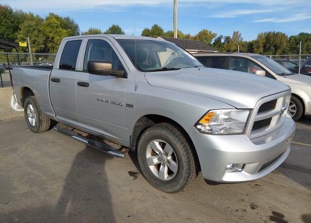 2012 DODGE Ram