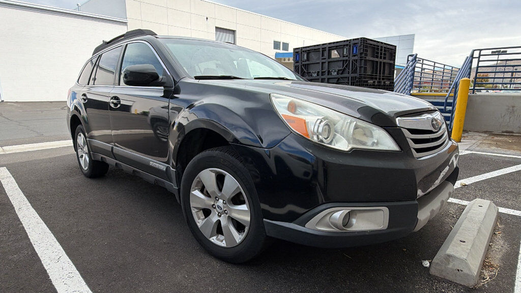 2012 SUBARU Outback